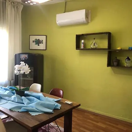 Tarihi Kaleici Muethis Konum Deniz Yakini Uygun Fiyat Huzurlu Ev *